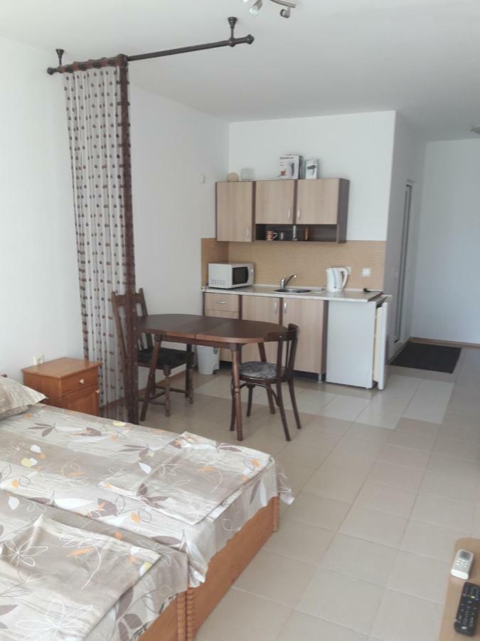 Global Ville Apartcomplex Slântsjev Brjag Eksteriør bilde